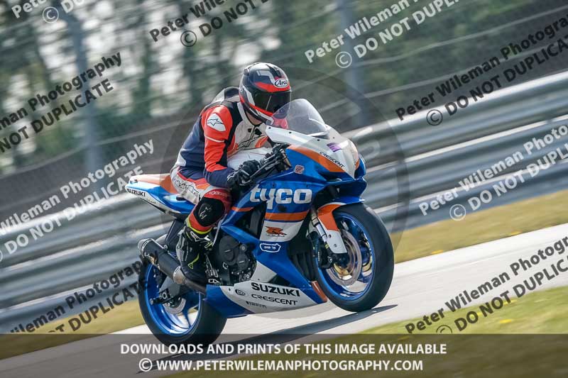 donington no limits trackday;donington park photographs;donington trackday photographs;no limits trackdays;peter wileman photography;trackday digital images;trackday photos